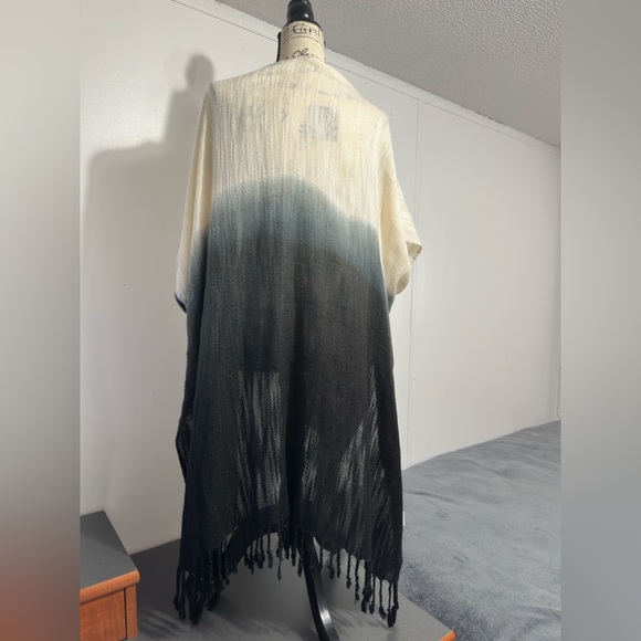 Anna & Ava Women's One Size Ombre Kimono Beach Cover Open Front Fringe - Picture 9 of 9